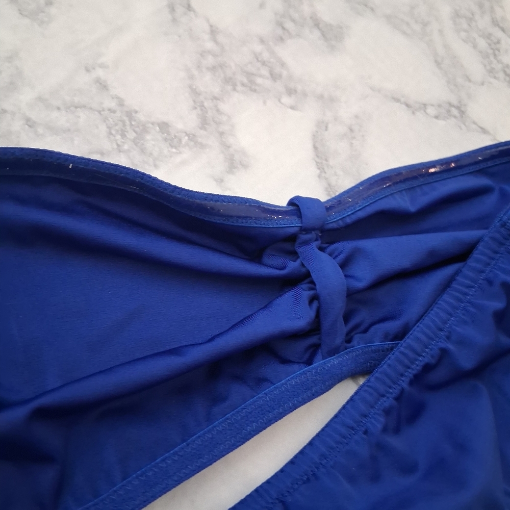 Victoria's Secret Royal Blue Bandeau Bikini Top Size Medium - Picture 5 of 7